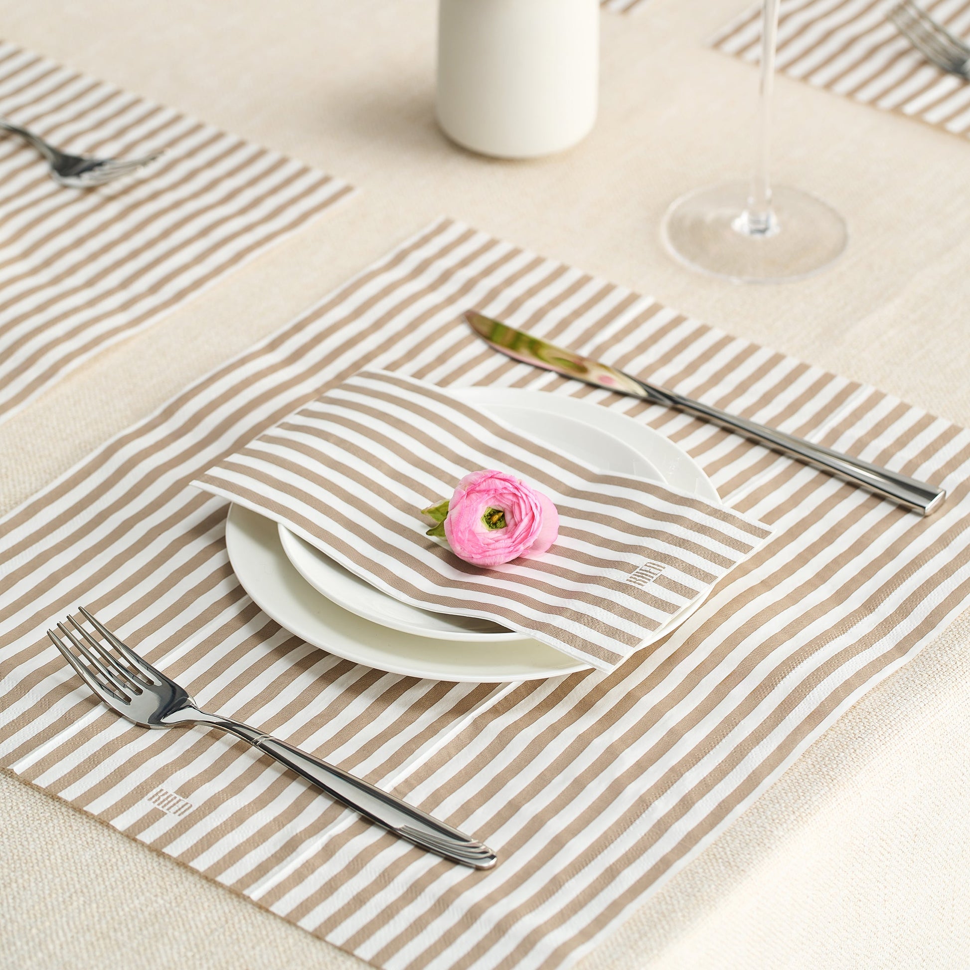 Tonal Striped Disposable Napkin Set in Smoke, 100 Pieces - Boske.store