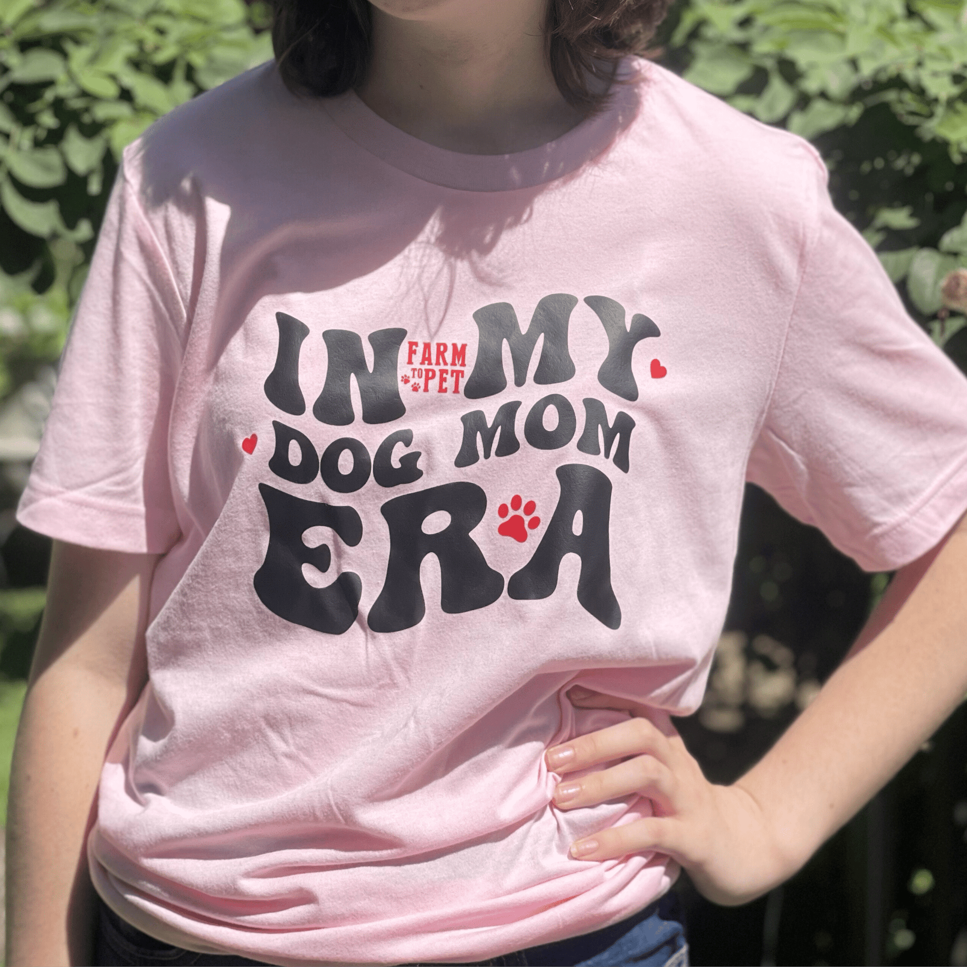 "Dog Mom Era" T-shirt | Paw - fect Gift for Dog Moms - Boske.store