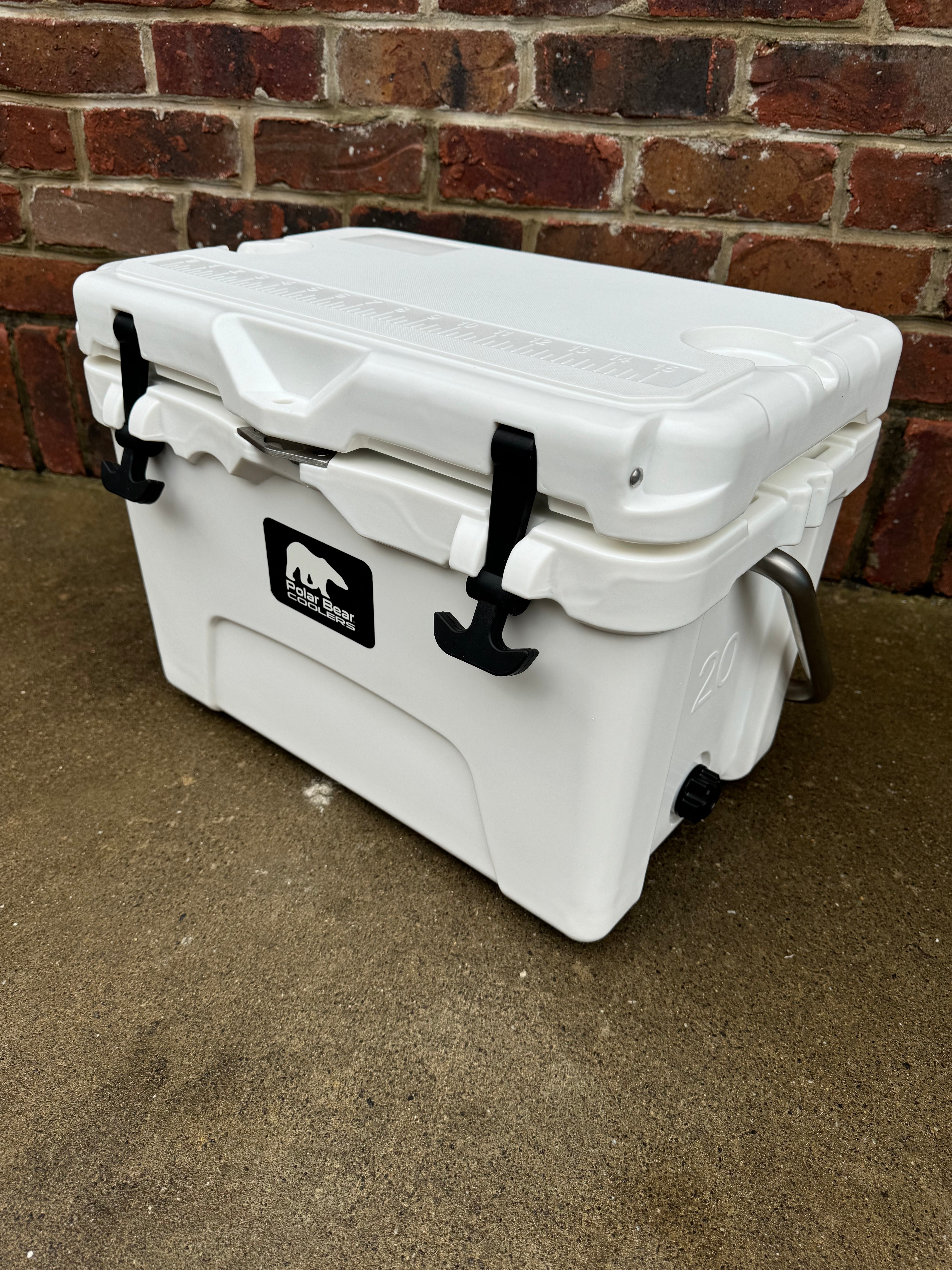 Polar Bear 20 Hard Cooler - Boske.store