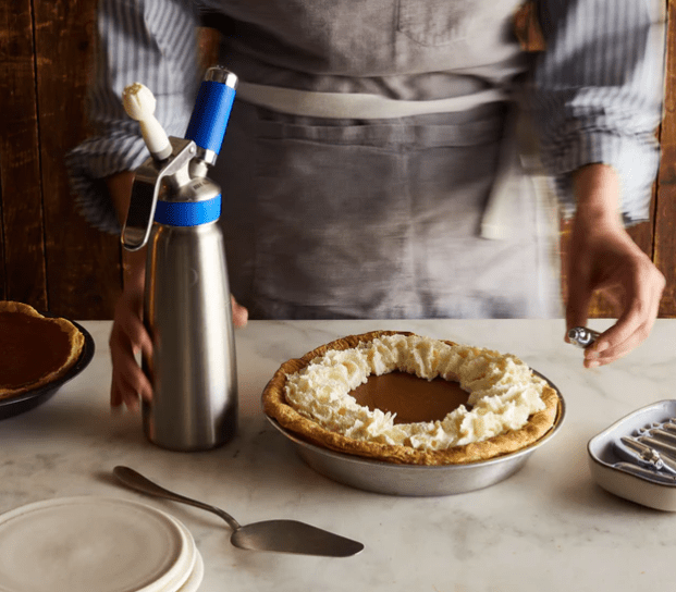 Frieling 0.5L Cream Whipper and 10 - pack Charger Set - Boske.store