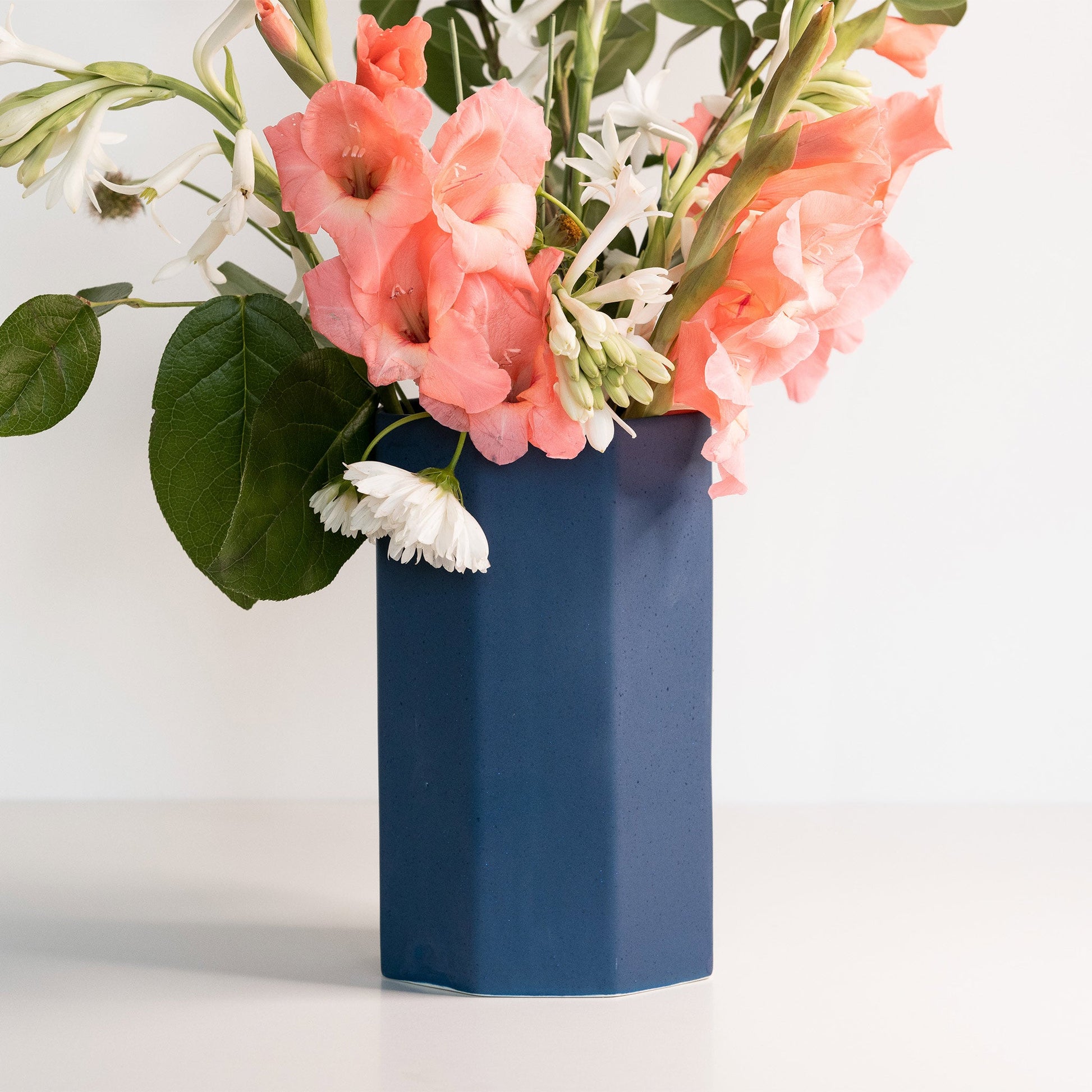 Handmade Porcelain Bouquet Vase - Boske.store