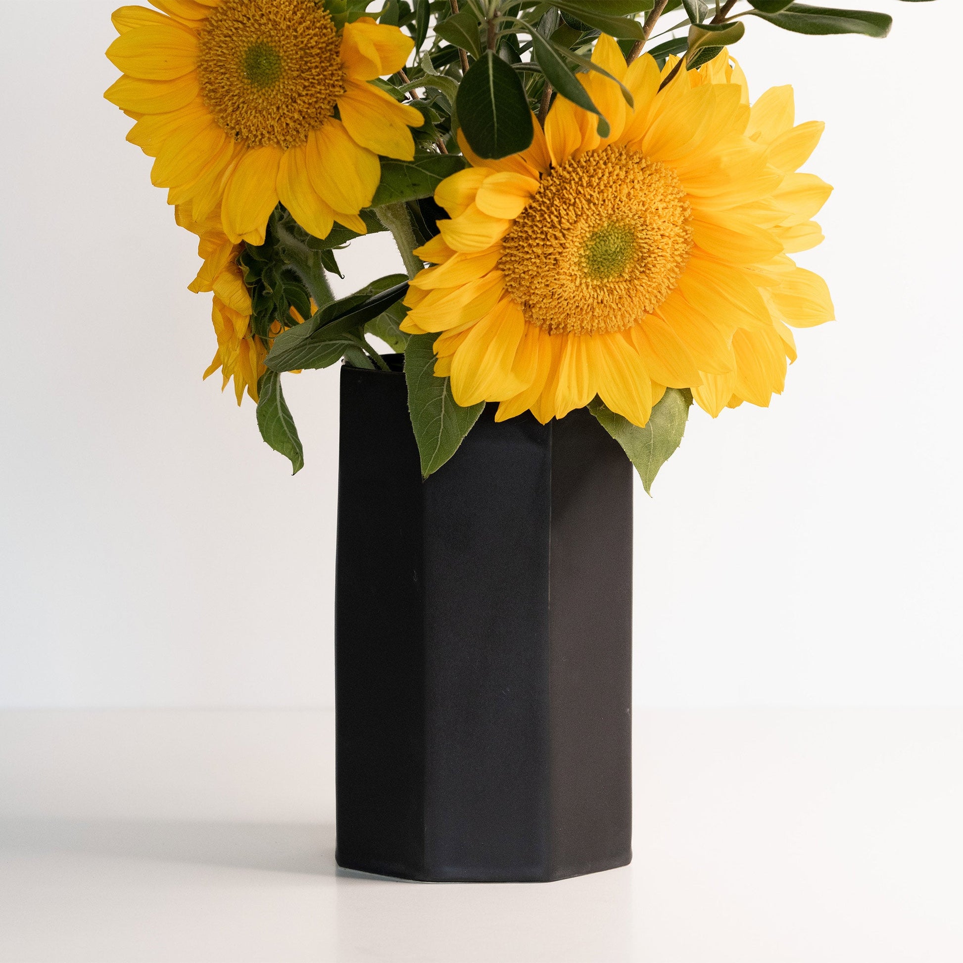 Handmade Porcelain Bouquet Vase - Boske.store