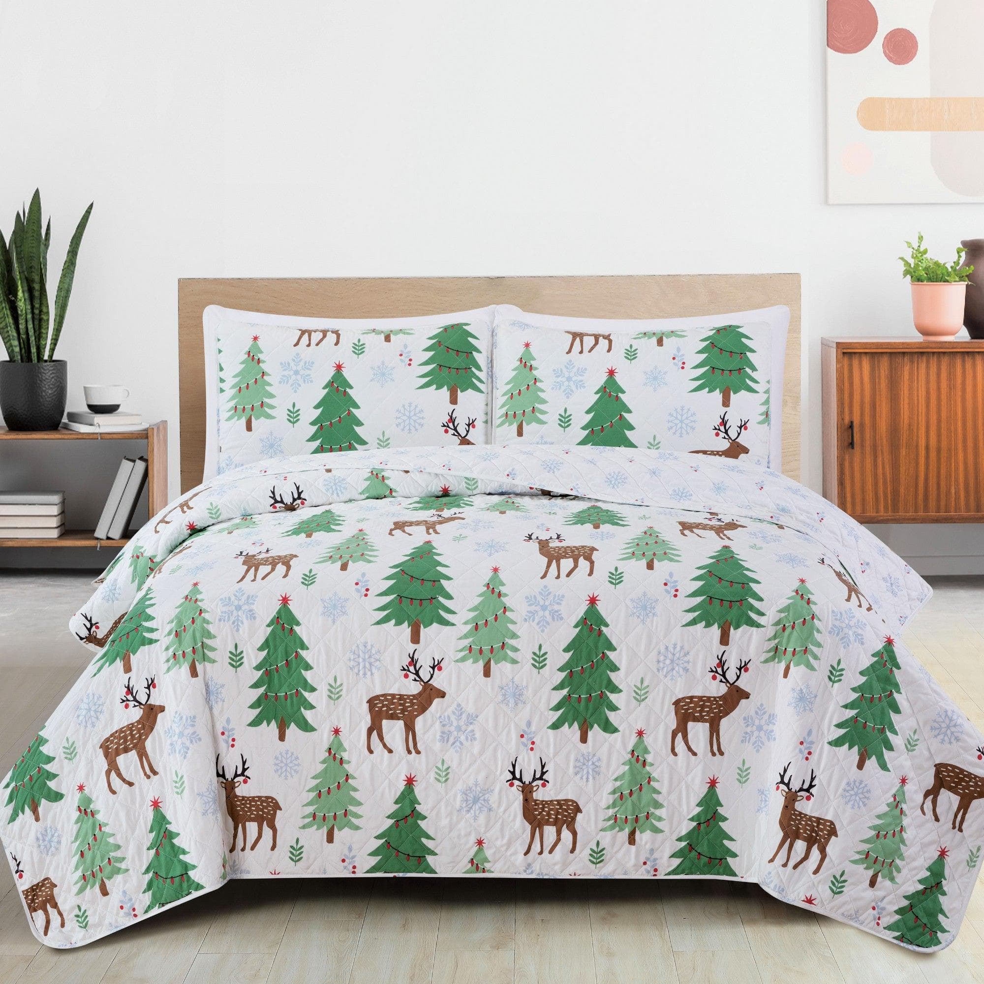 3 - Piece Holiday Quilt - Holly Collection - Boske.store