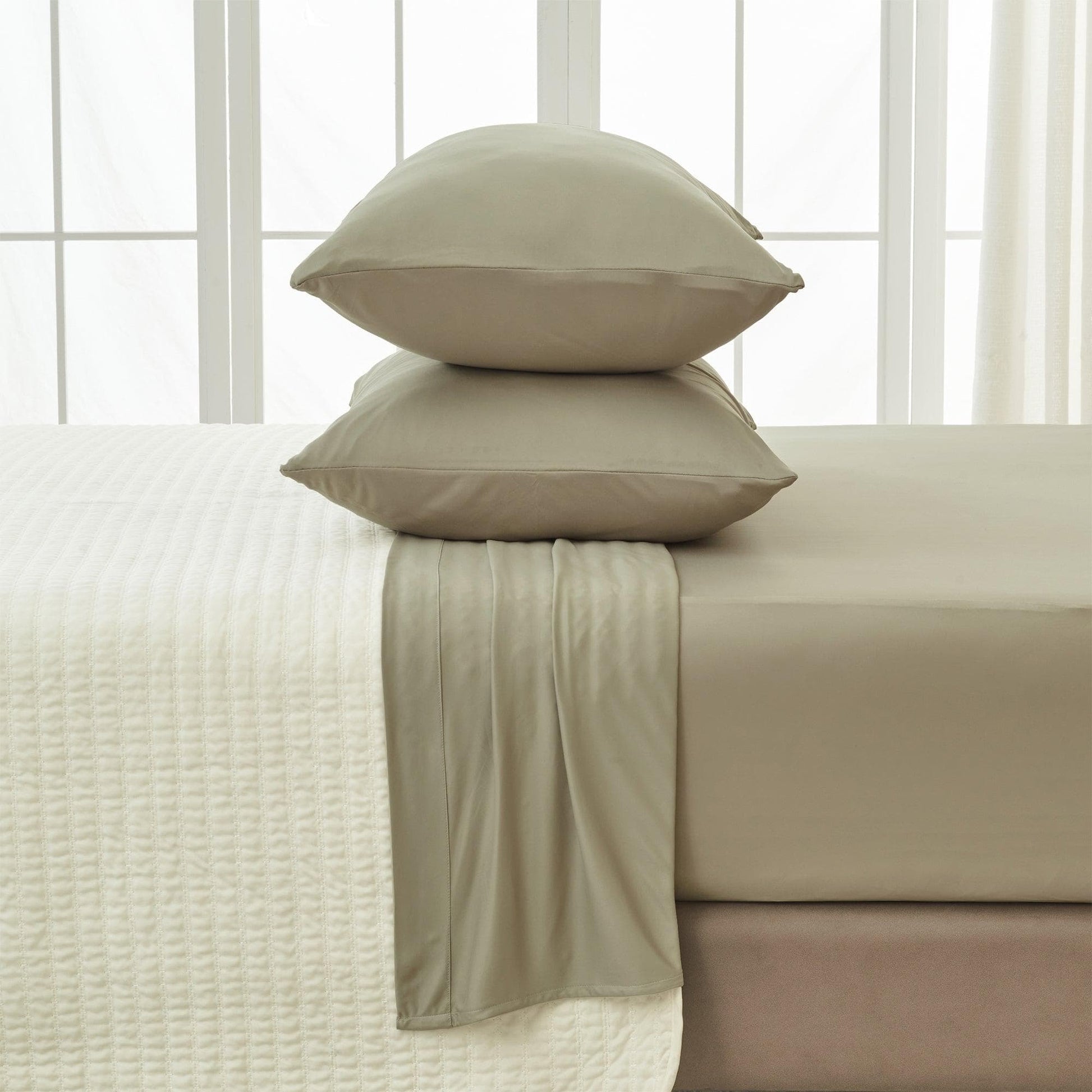 4 - Piece Interlock Microfiber Sheet Set - Mackenna Collection - Boske.store