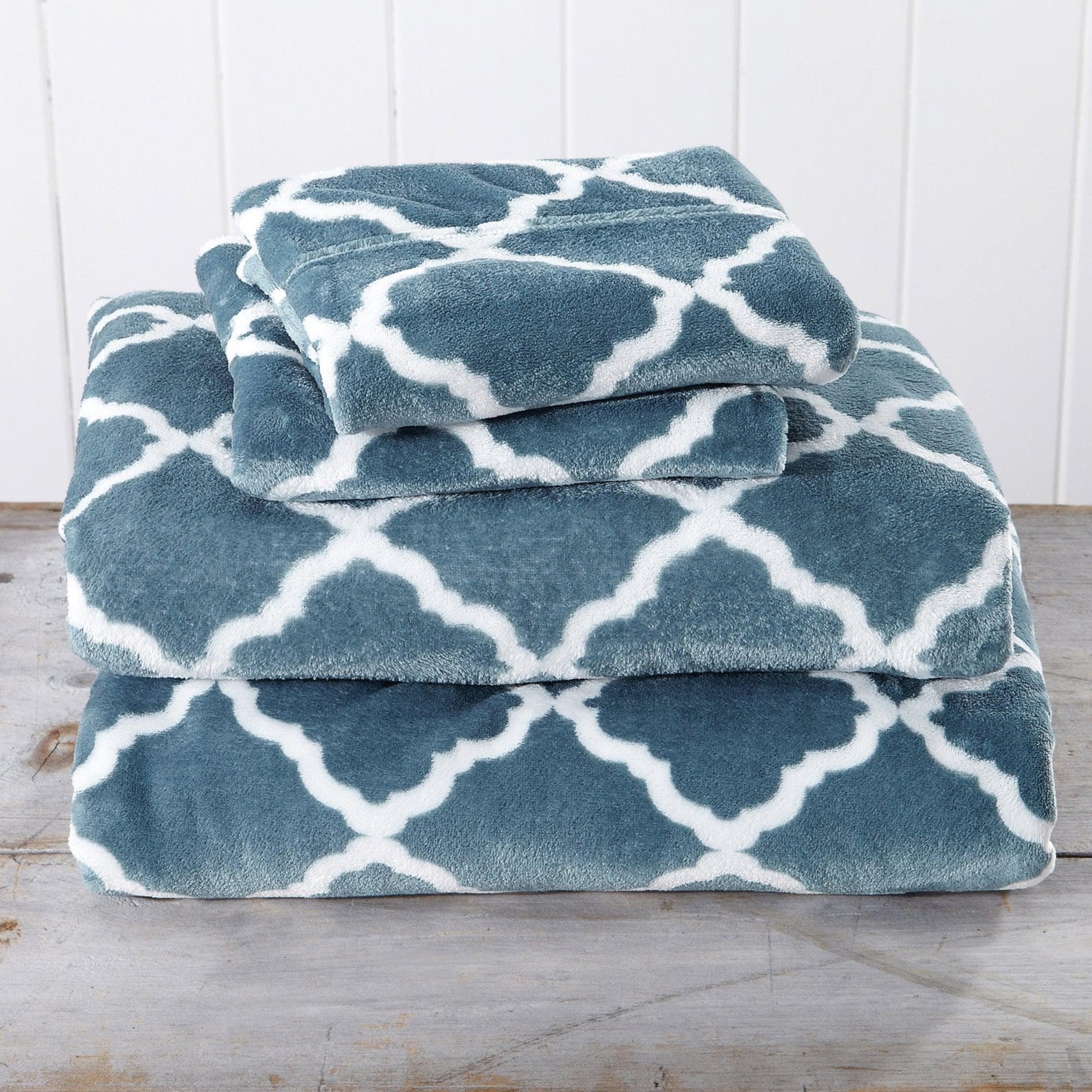 4 - Piece Printed Plush Sheet - Velvet Luxe Lattice Collection - Boske.store