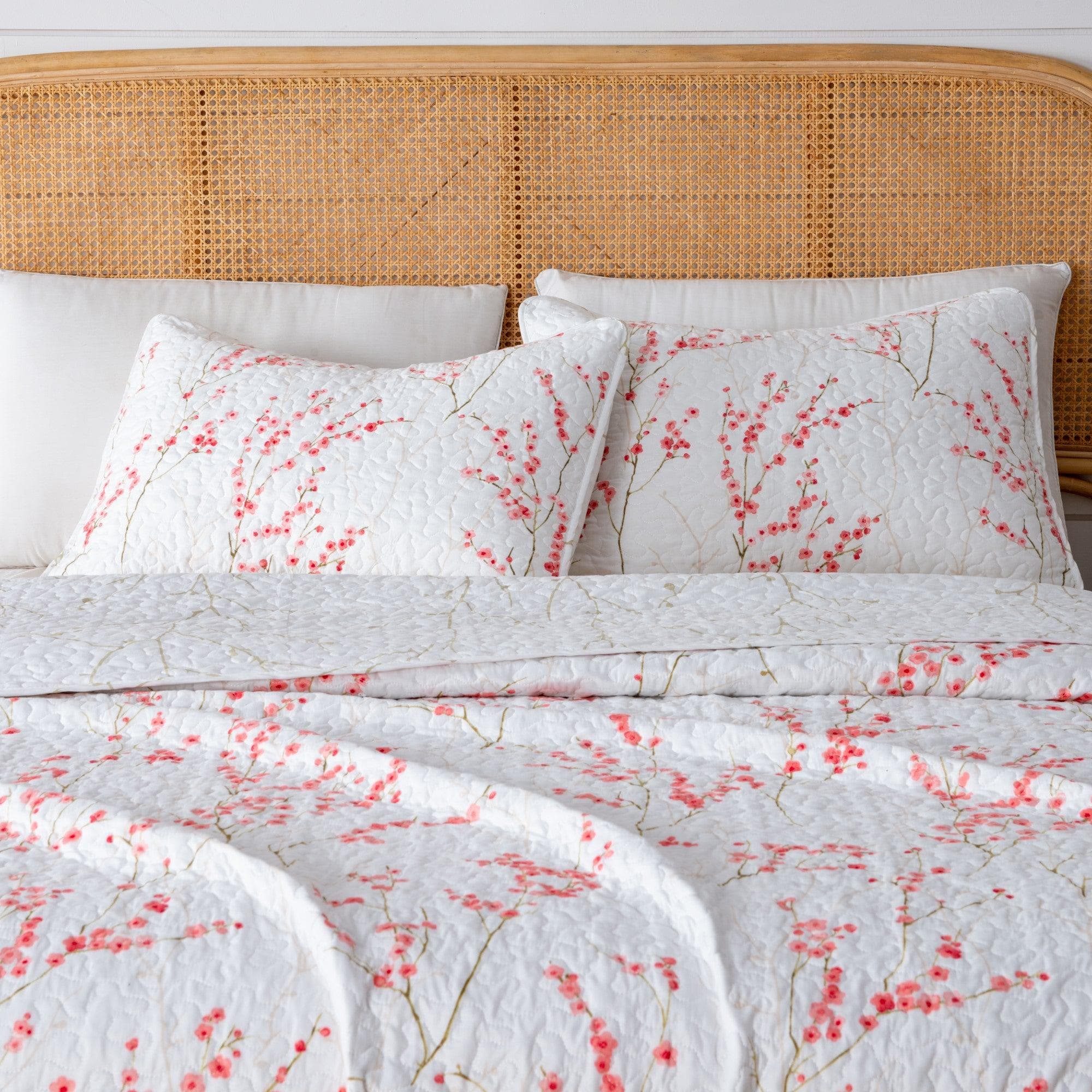 3 - Piece Floral Quilt - Sakura Collection - Boske.store