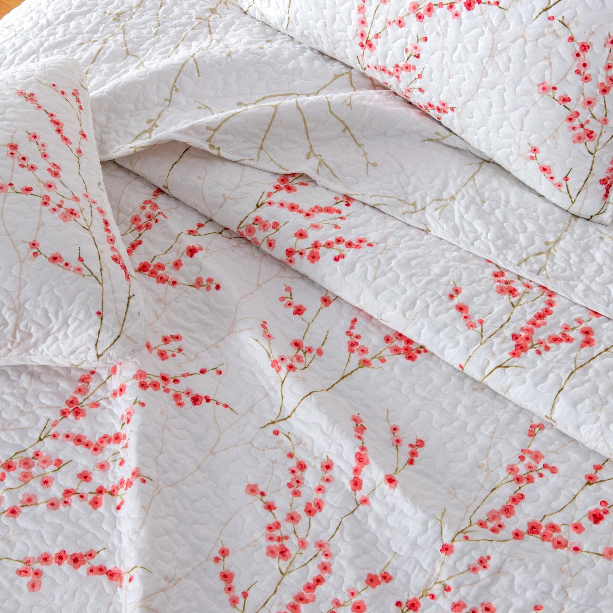 3 - Piece Floral Quilt - Sakura Collection - Boske.store