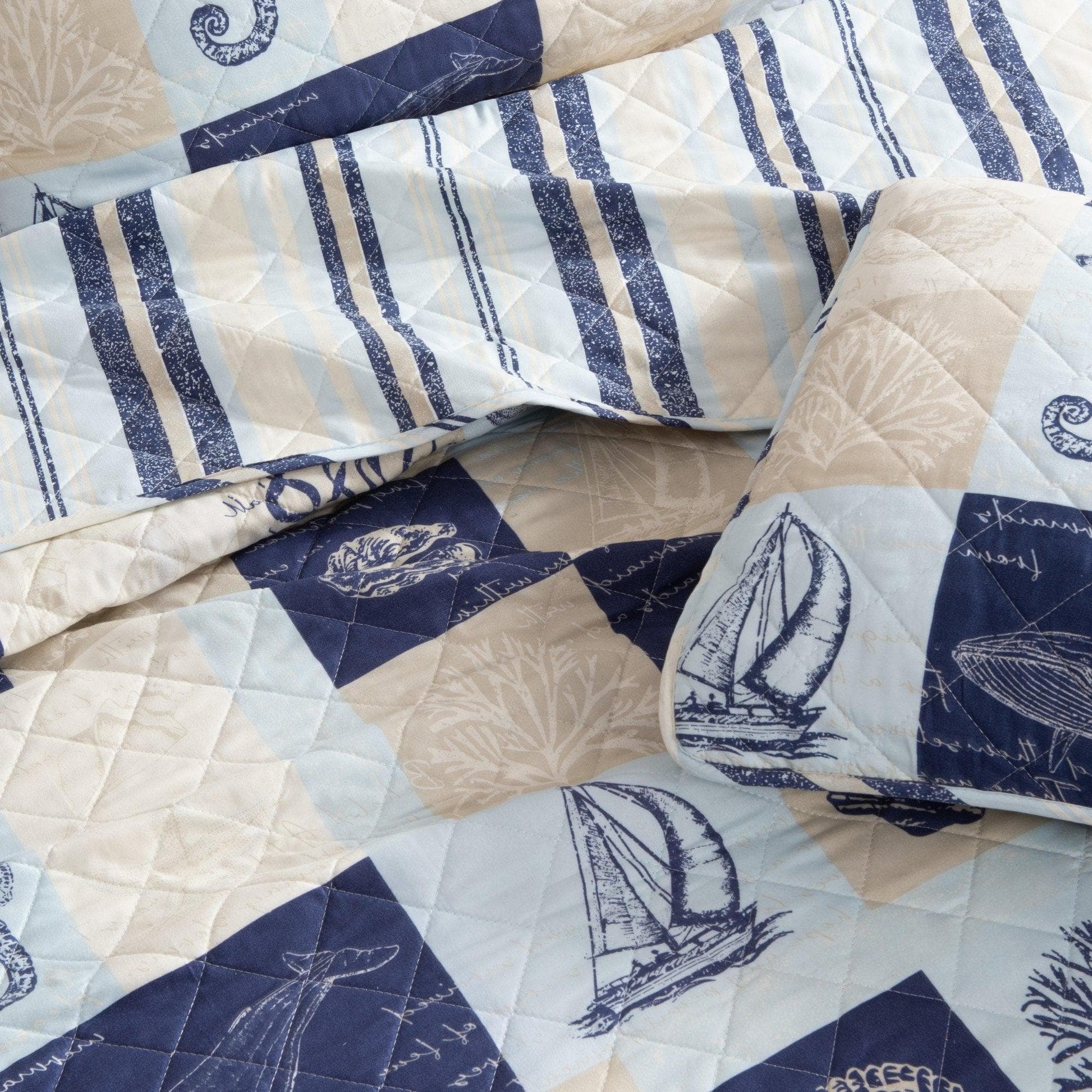 Seaside Patchwork Coastal Quilt Set - Caspian Collection - Boske.store