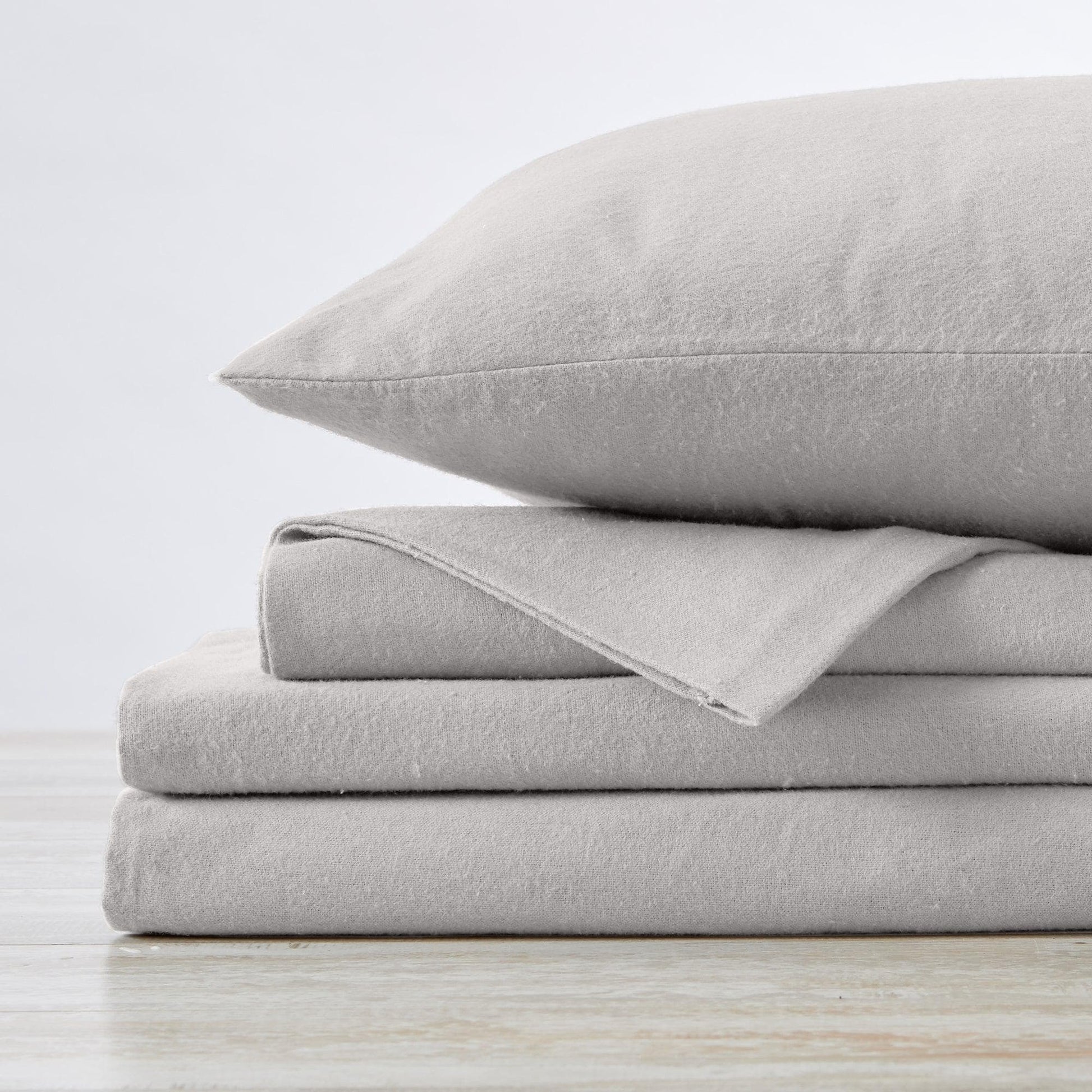 4 - Piece Cotton Solid Flannel Sheet - Nordic Collection - Boske.store