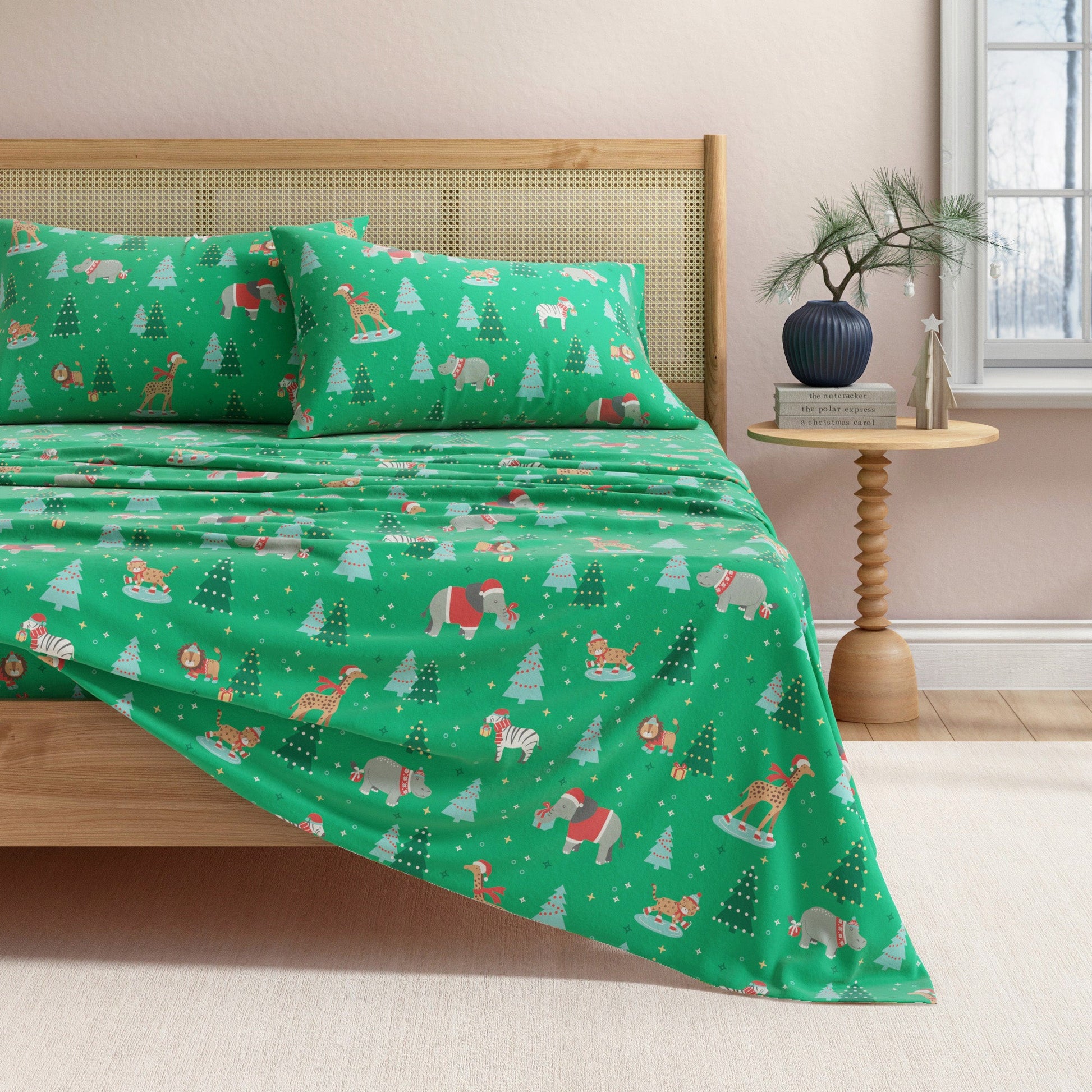 4 - Piece Turkish Cotton Christmas Flannel Sheet - Whittaker Collection - Boske.store