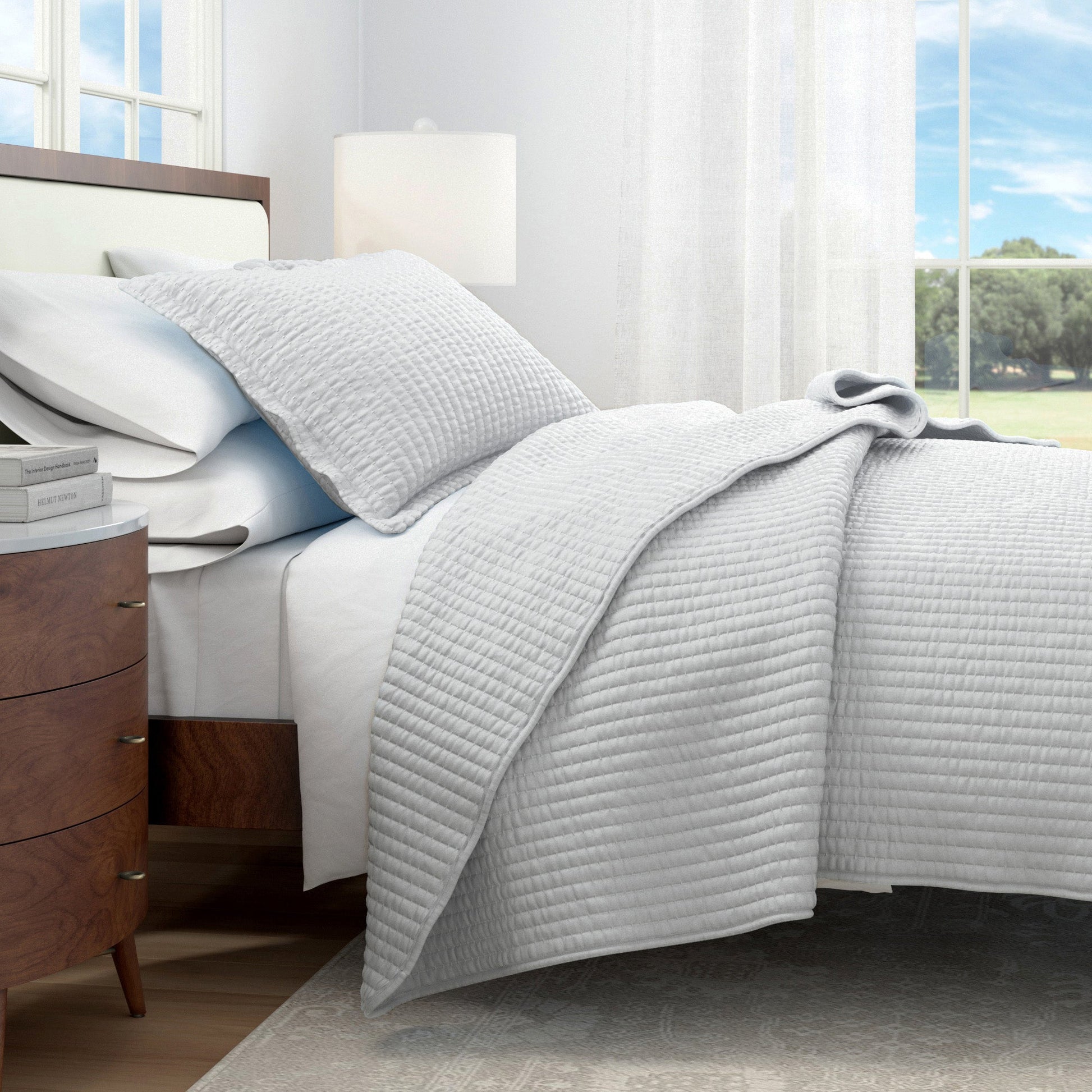 3 - Piece Solid Quilt - Alicia Collection - Boske.store