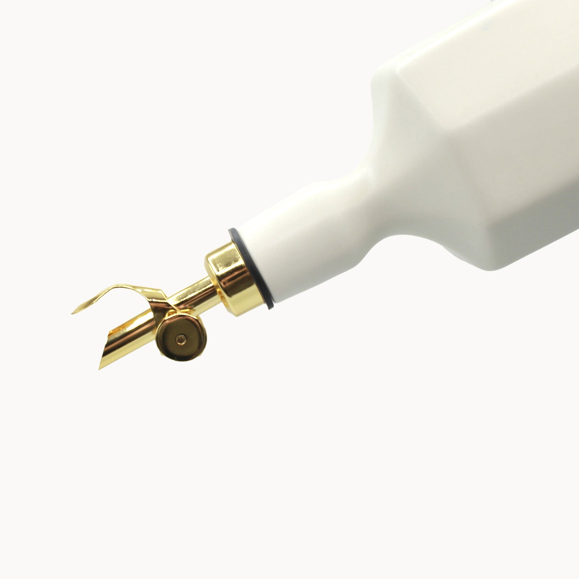 Spout - Self Closing Gold - Boske.store