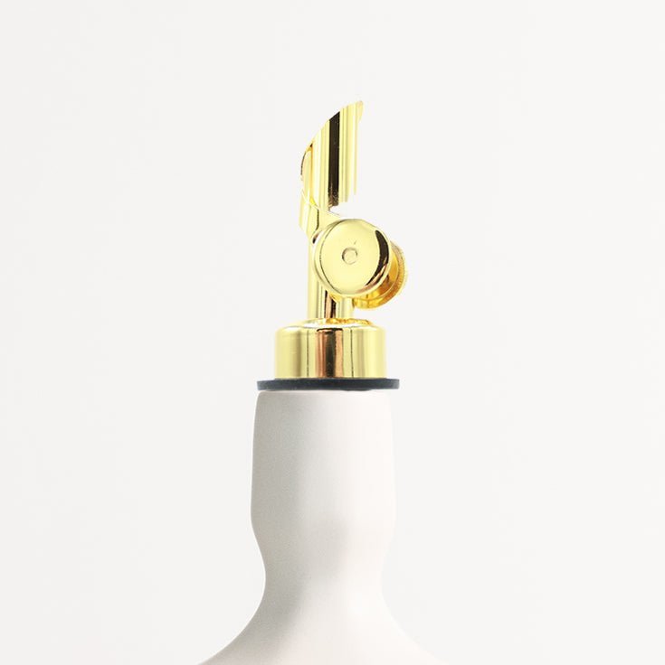 Spout - Self Closing Gold - Boske.store